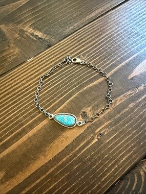 Whitewater Turquoise Teardrop Stone Silver Chain Bracelet